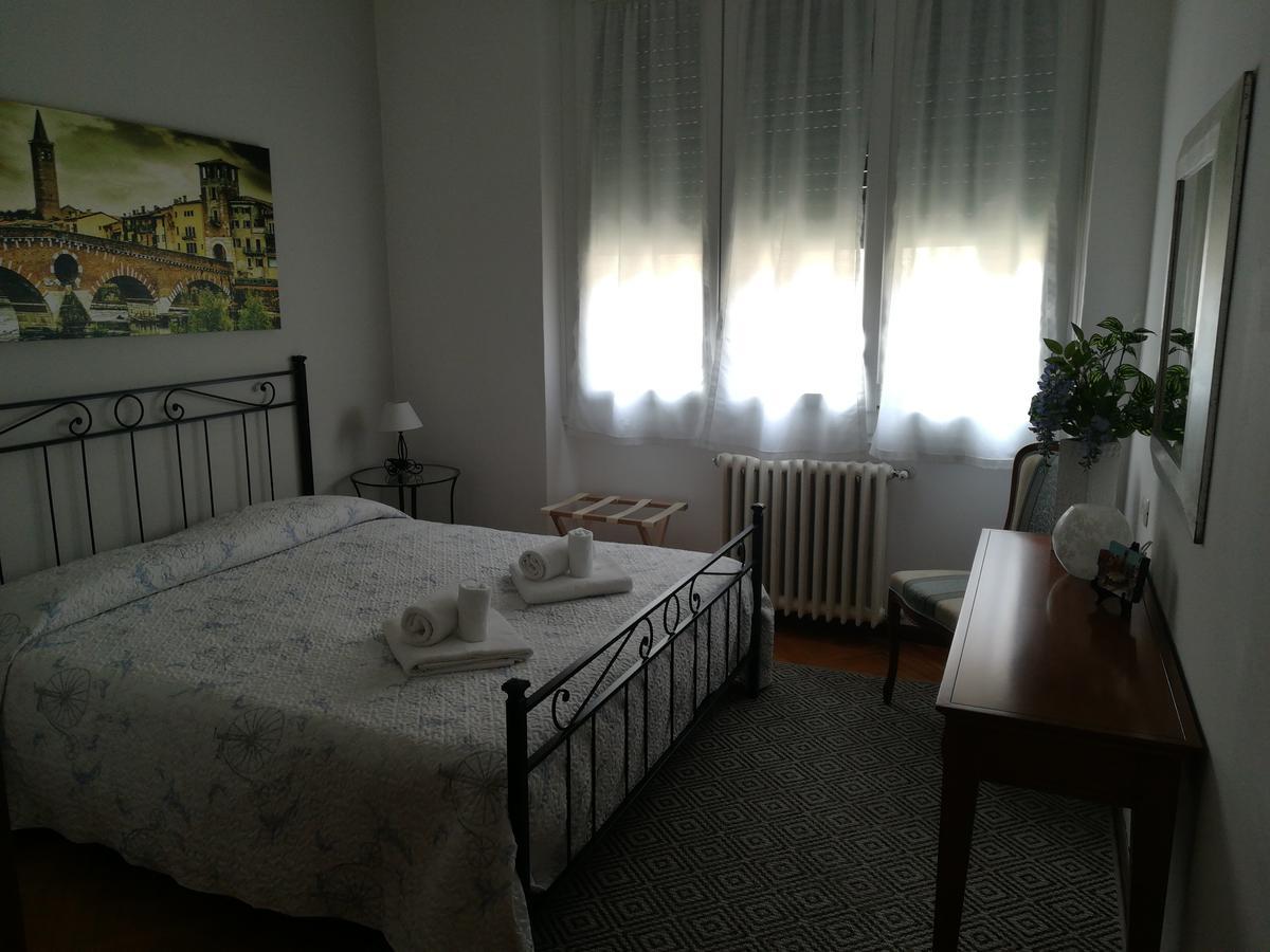 A Casa Di Luca Hotel Верона Екстериор снимка