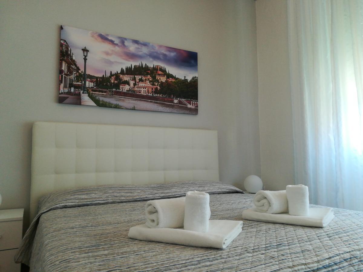A Casa Di Luca Hotel Верона Екстериор снимка