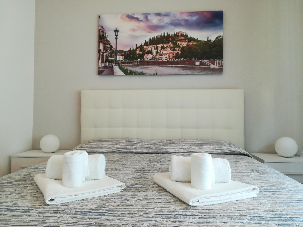 A Casa Di Luca Hotel Верона Екстериор снимка