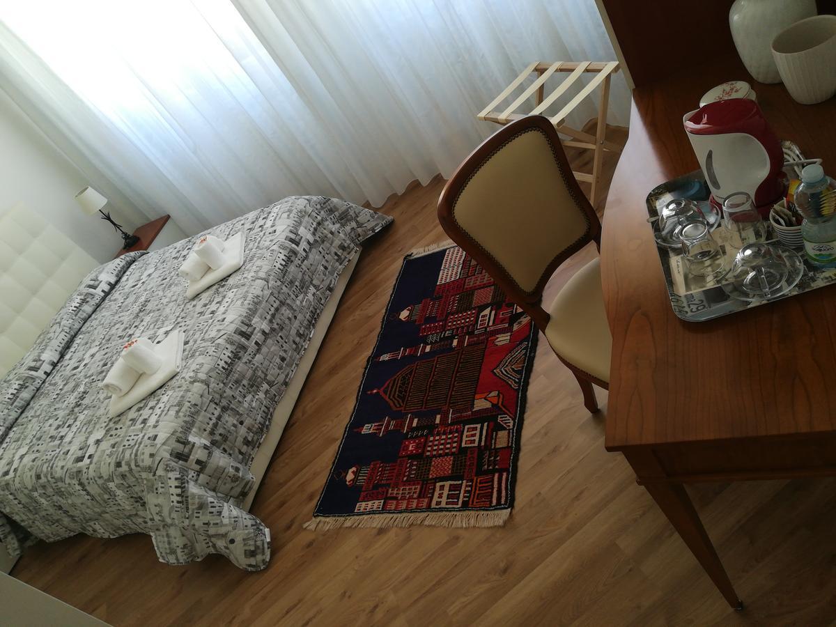 A Casa Di Luca Hotel Верона Екстериор снимка