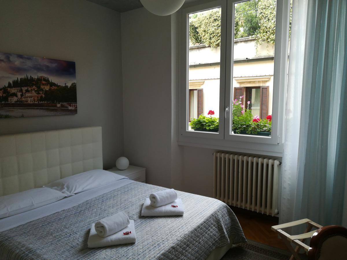 A Casa Di Luca Hotel Верона Екстериор снимка